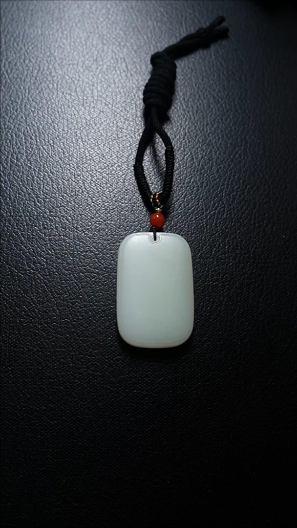 【闪购商品】和田玉颈饰未镶嵌无事牌