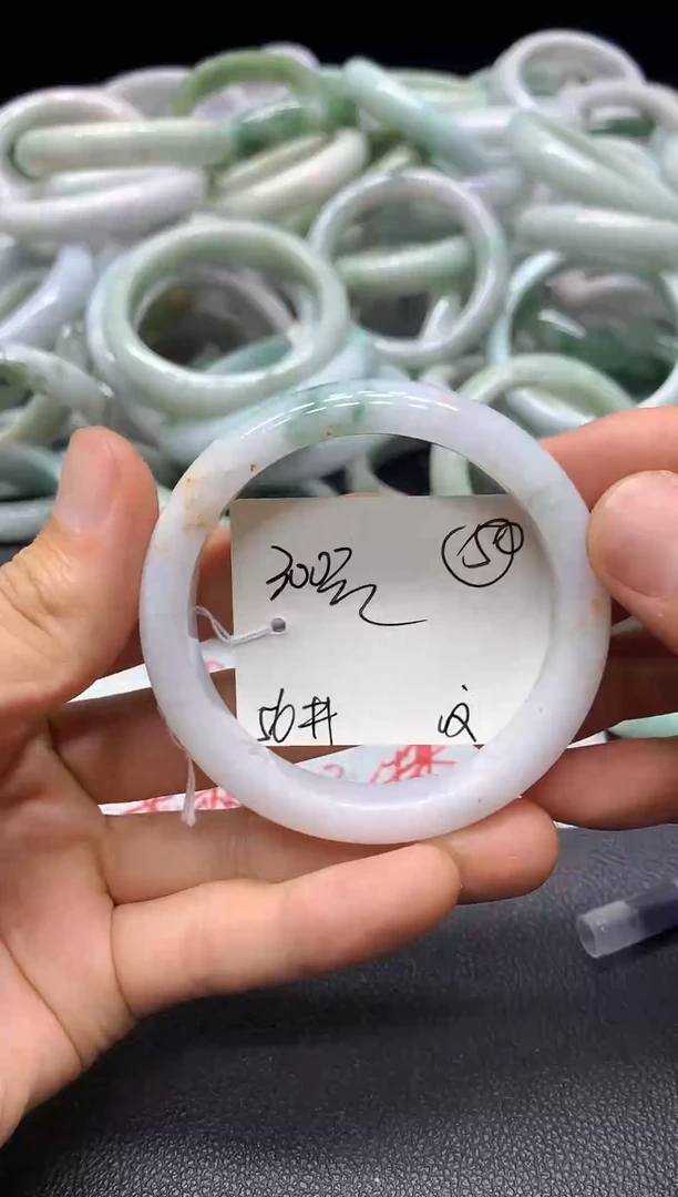 定制翡翠A货手镯未镶嵌毛货手镯需精细抛光