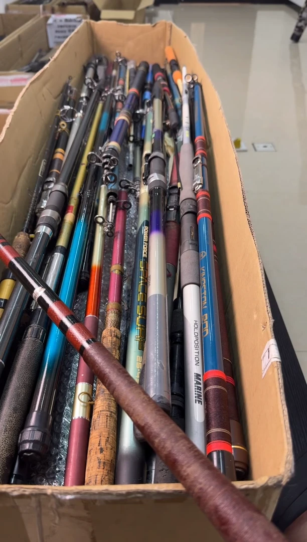 洛*文 孤品微瑕， 以直播间为准  加 10元发顺丰