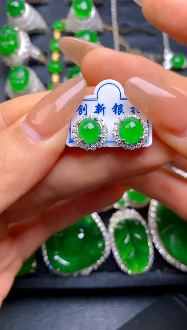 【闪购商品】翡翠耳钉银S925镶嵌耳钉