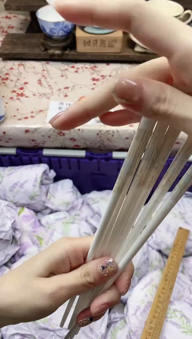 瓷片      瓷筷子