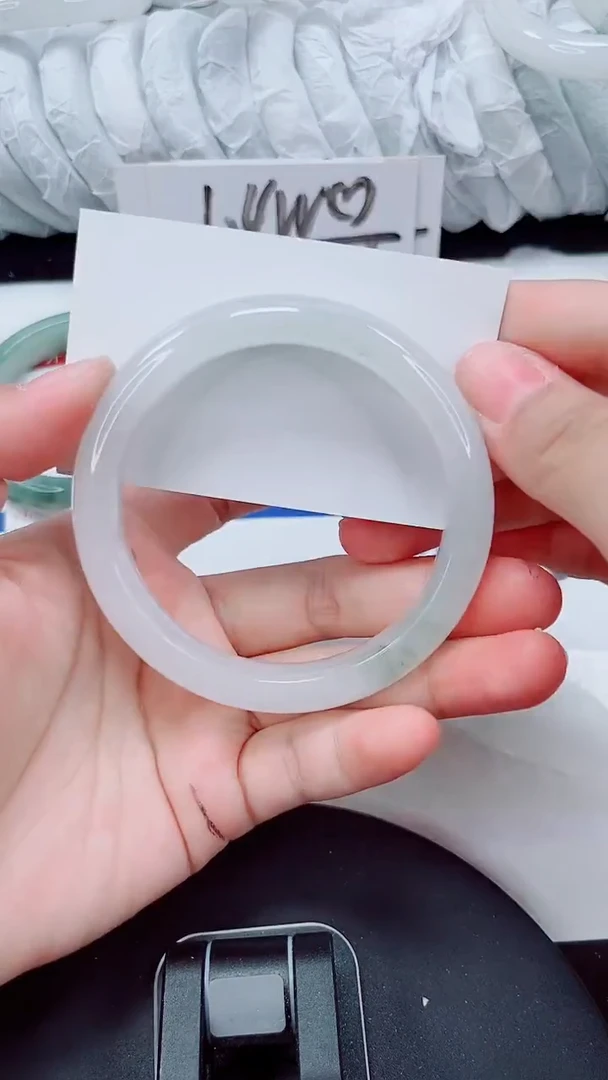 未镶嵌手镯石英质玉228-59/60