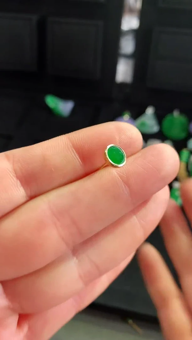 【闪购商品】翡翠耳饰18K金镶嵌耳钉 单支