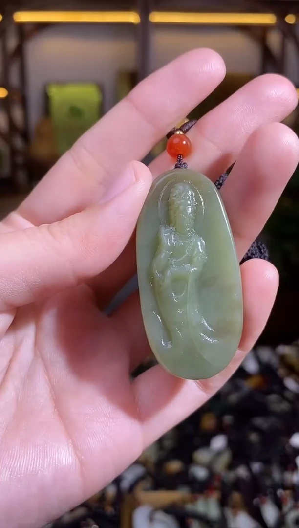 颈饰未镶嵌和田玉1