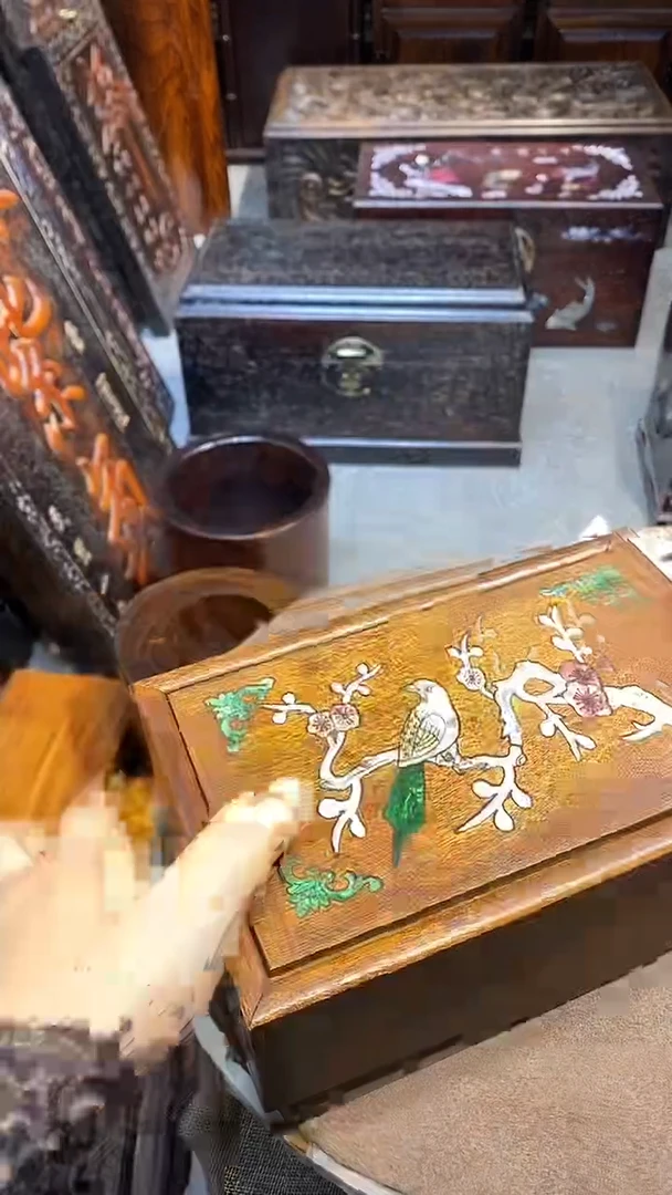 木木雕款？**u盒子一个