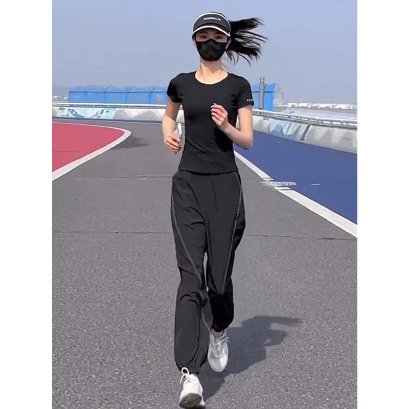 休闲运动套装女士2025夏季新款显瘦修身短袖上衣裤子跑步服两件套