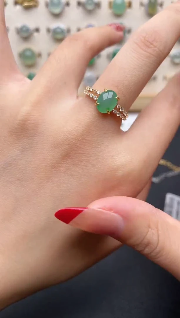 【闪购商品】翡翠戒指银S925镶嵌一物一证一礼盒