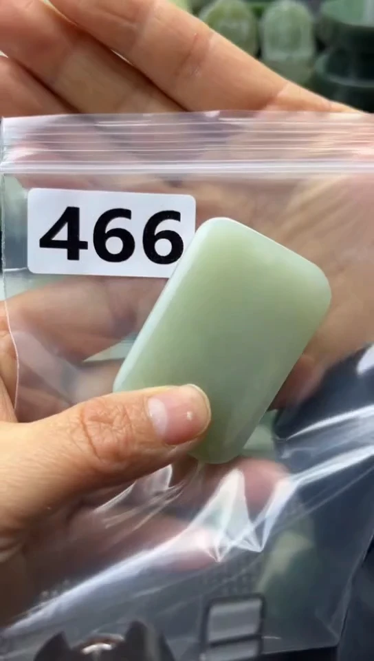未镶嵌和田玉珠宝半成品牌子