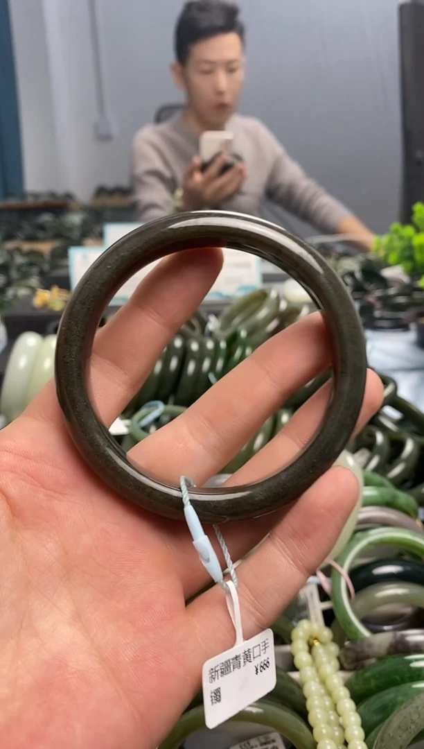 未镶嵌手镯和田玉62.6