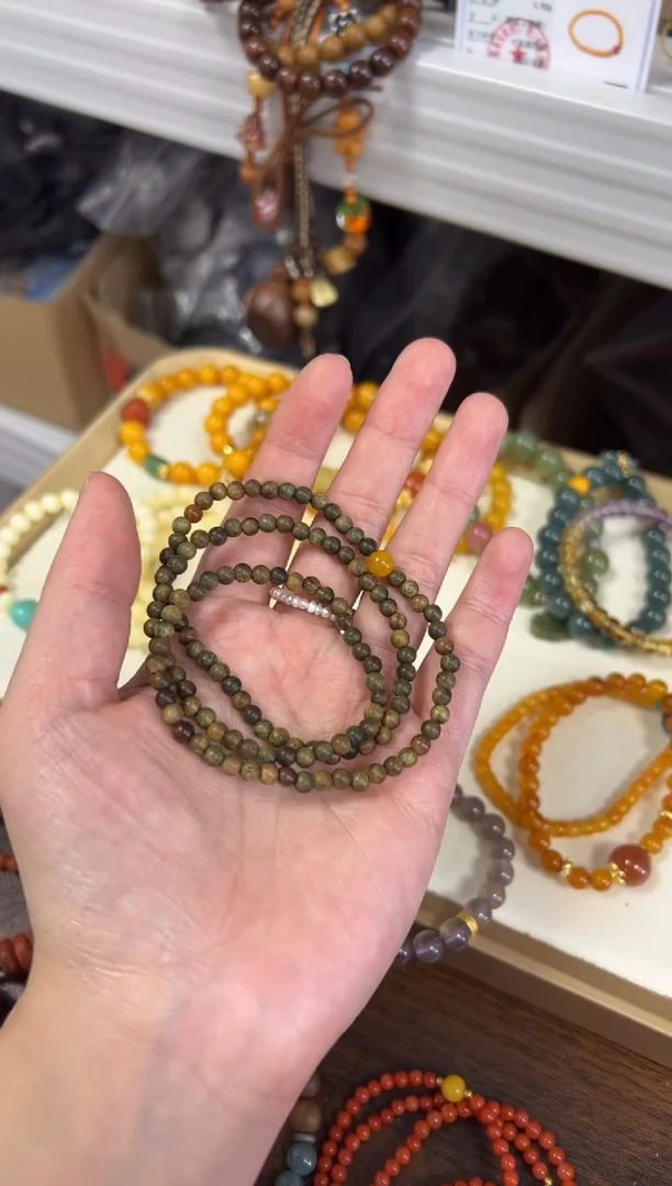 未镶嵌维腊木（绿檀）手串蜜蜡珠绿檀木多圈[0355]