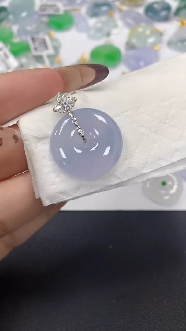 颈饰18K金镶嵌翡翠a货假一赔三支持复检百元上9元证书费自理