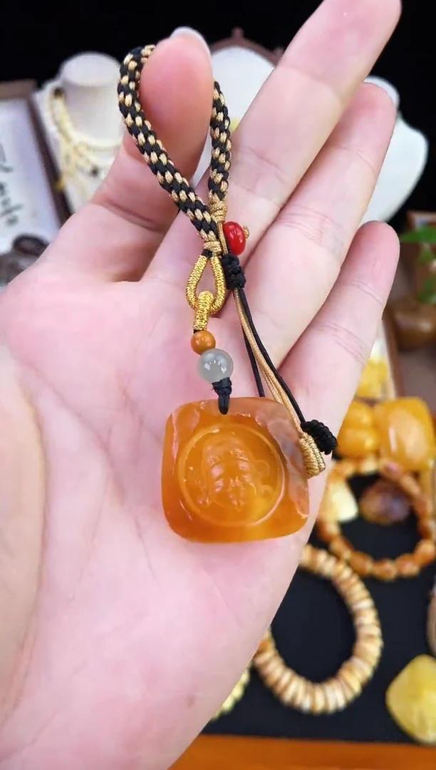 琥珀未镶嵌珠宝奇石柒月