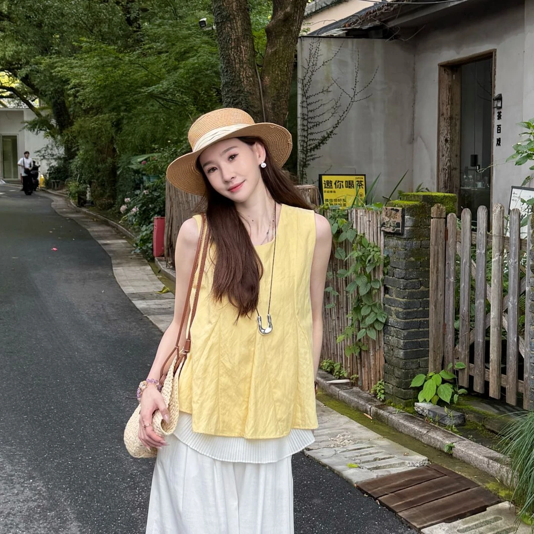 马克华菲女装夏季欧若风气质设计感短袖上衣F52003A558 qq