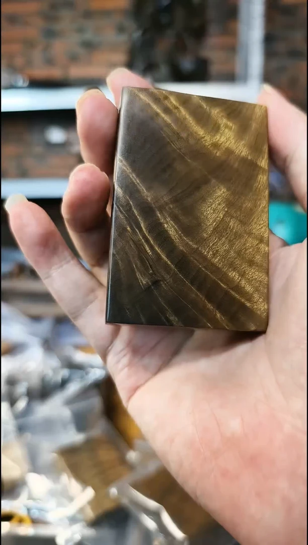 【闪购商品】金丝楠无事牌手把件