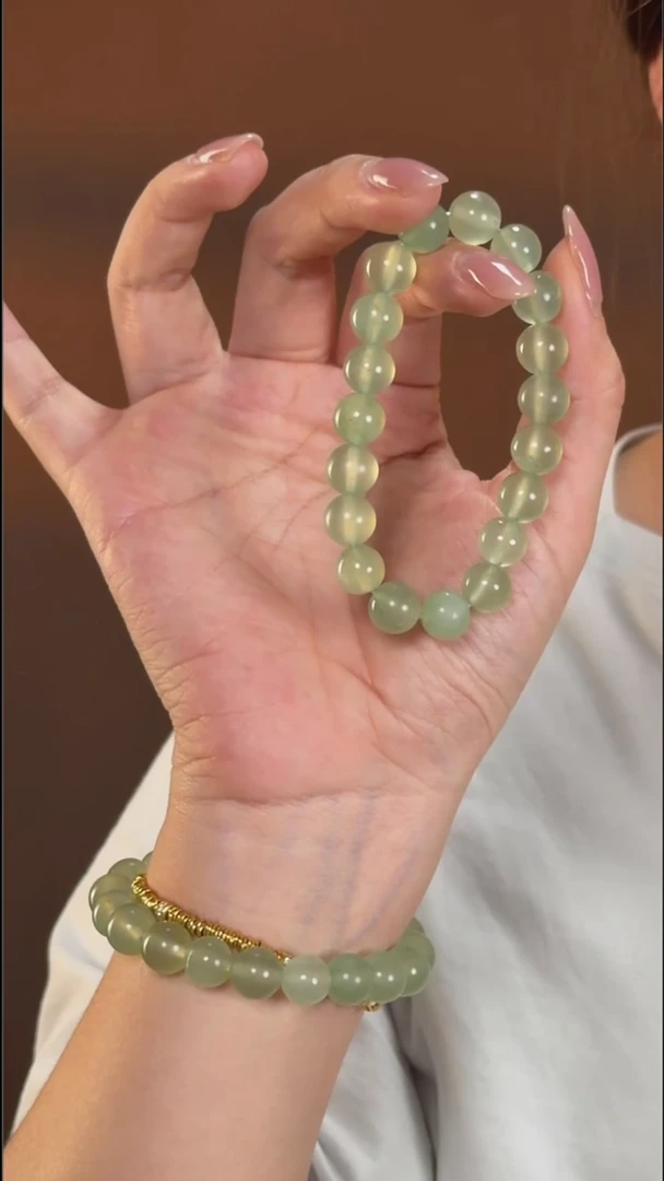 未镶嵌岫玉吊坠(赠链)多样性发货