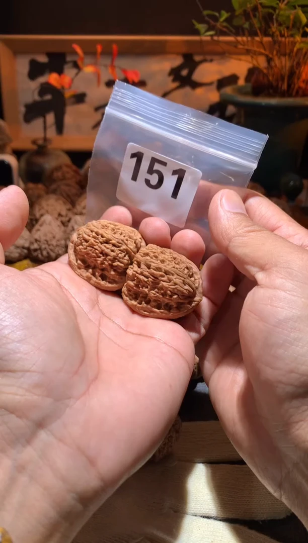 把件桃核瞌***Z151涿鹿南疆36尺左右默认有黄处理打底不支持退换