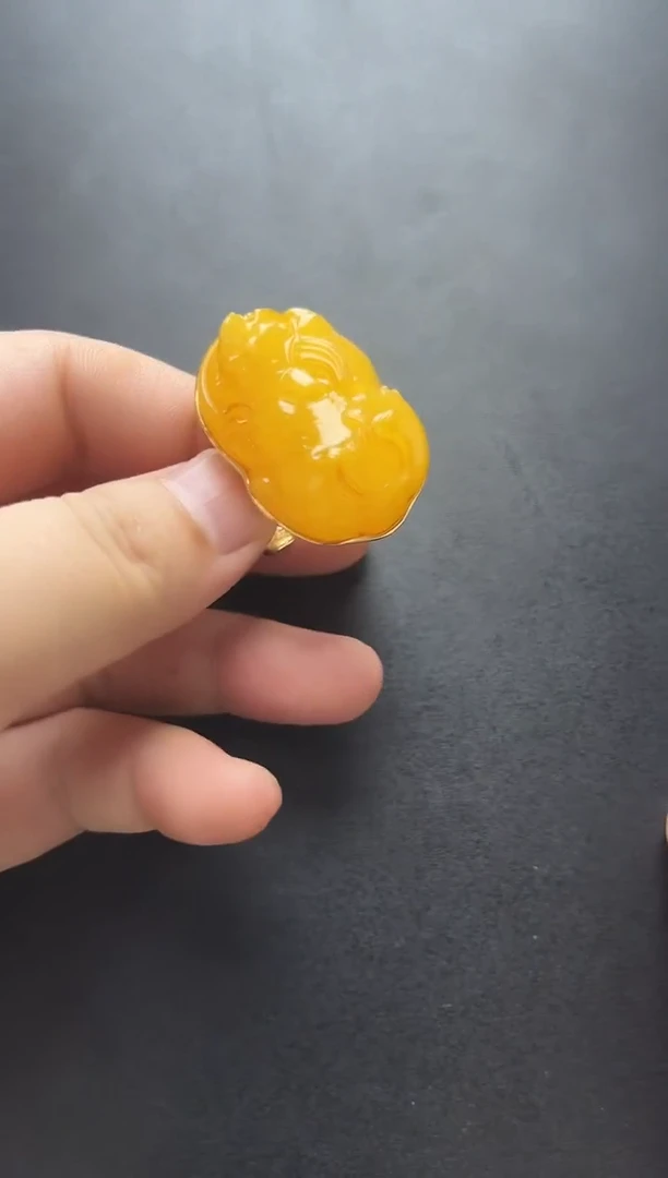 未镶嵌琥珀裸石蜜蜡戒指