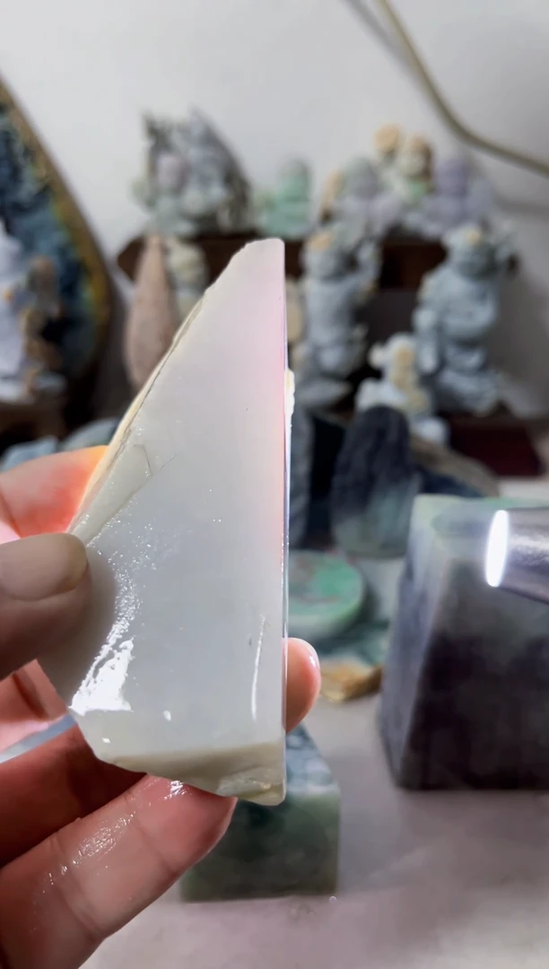 【闪购商品】翡翠吊坠(不含链)未镶嵌A635