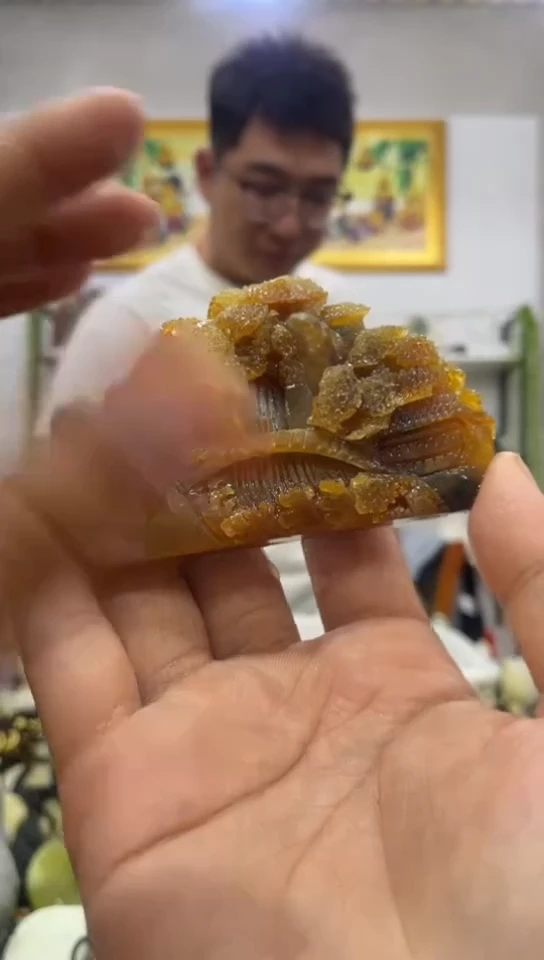 未镶嵌岫玉吊坠