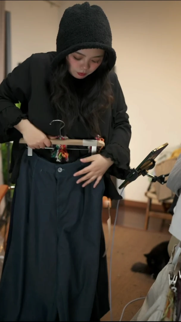 常规款NO退NO换 纯色牛仔裤