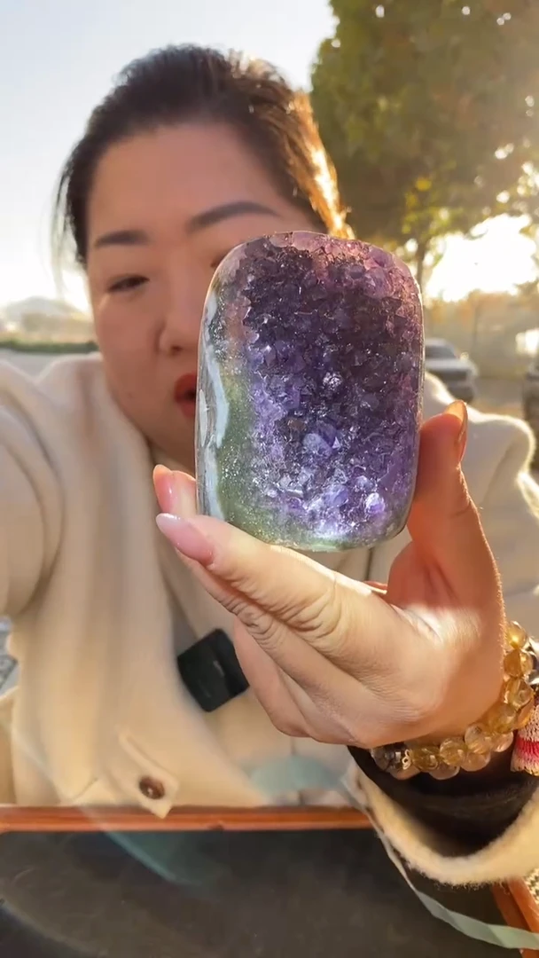 未镶嵌珠宝半成品水晶紫水晶洞D03