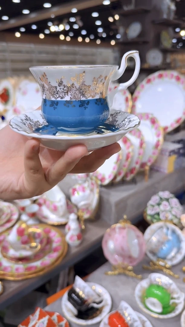 骨瓷娜娜中古瓷器如图所示47