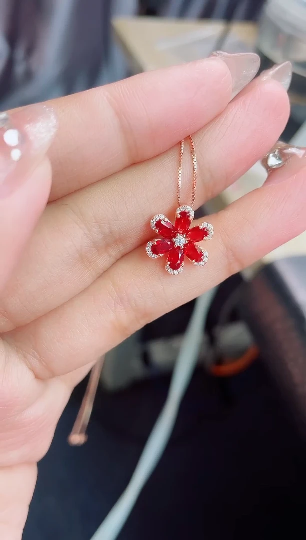 【闪购商品】彩色蓝宝石吊坠银S925镶嵌吊坠