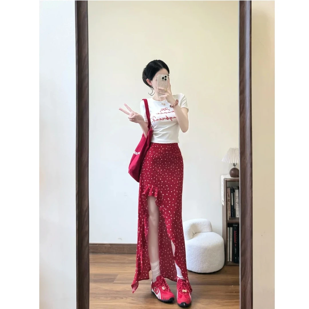 2025夏季新款纯欲甜美风正肩T恤上衣搭配开叉碎花半身裙两件套女