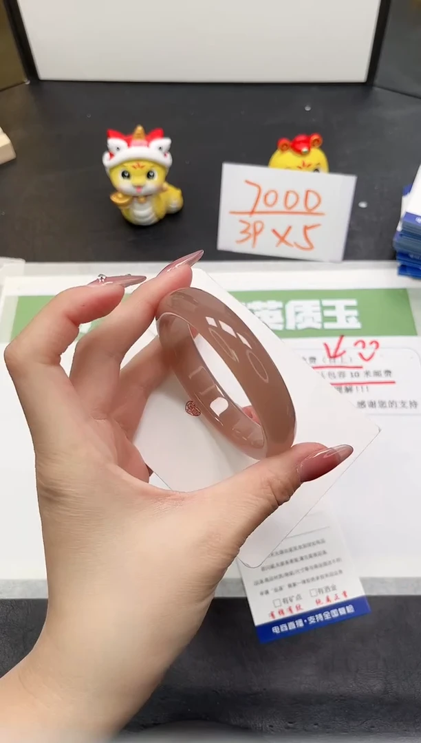 【闪购商品】石英质玉手镯未镶嵌54-59