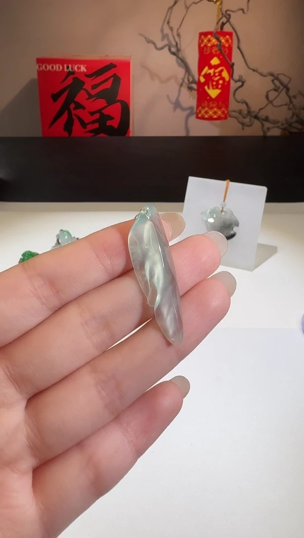 【闪购商品】翡翠颈饰未镶嵌【鑫鑫】