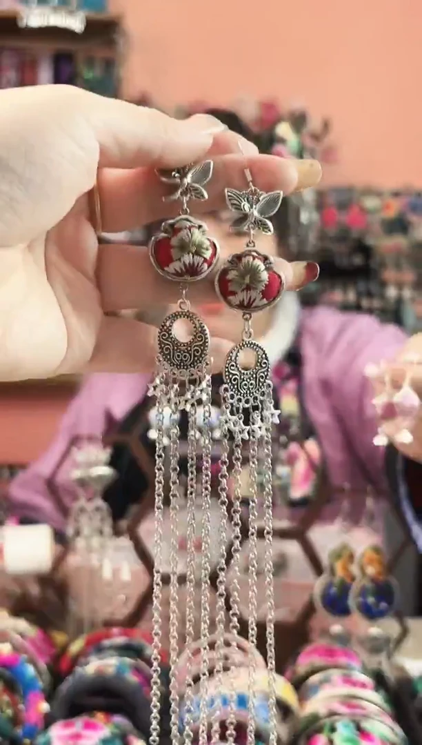 艺枝独绣手工饰品100