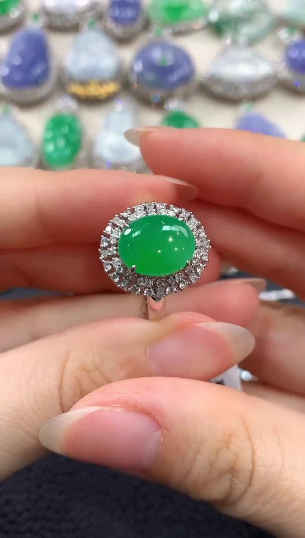 【闪购商品】翡翠戒指18K金镶嵌D151      