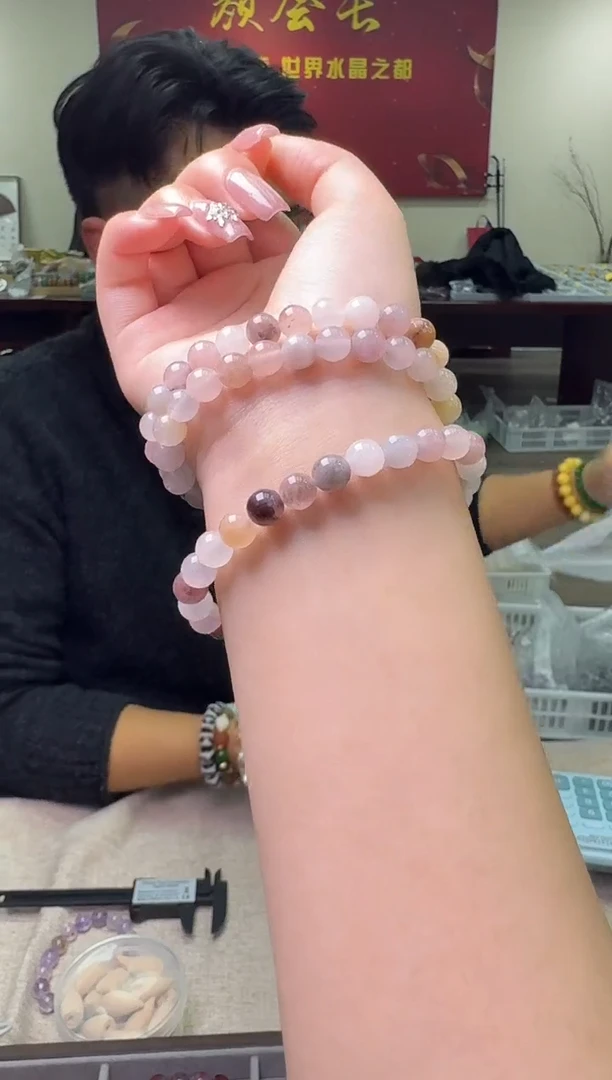 【闪购商品】水晶手链未镶嵌多样性发一件 330 6m+