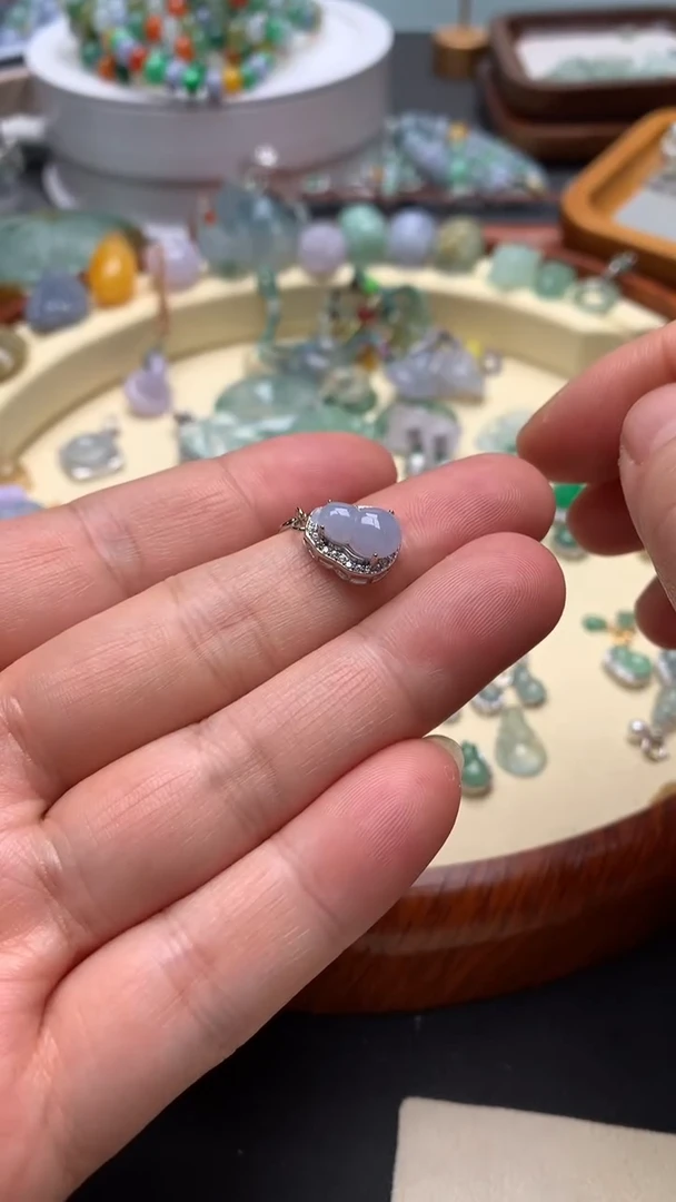 【闪购商品】翡翠颈饰银S925镶嵌翡翠镶嵌葫芦