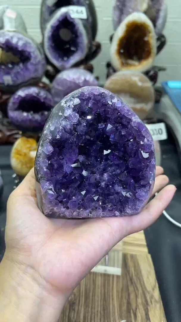 未镶嵌大型摆件（非配饰）紫晶351号摆件