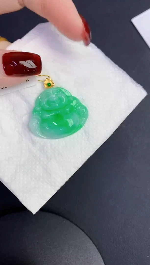 颈饰18K金镶嵌翡翠缅甸天然翡翠A货