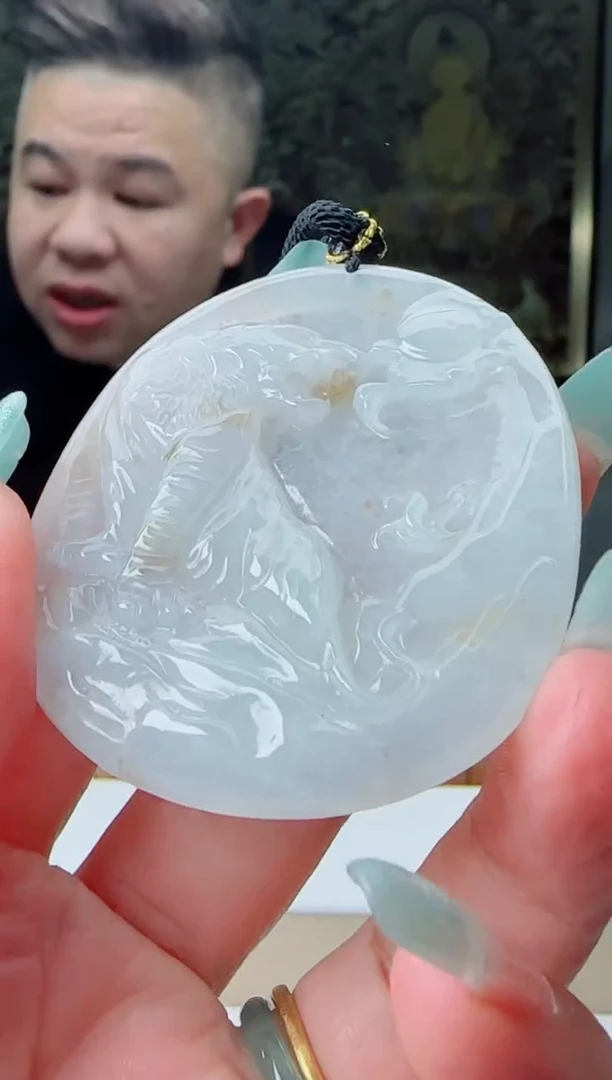 【闪购商品】翡翠颈饰未镶嵌11111111