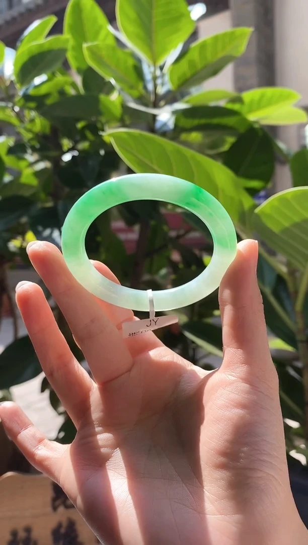 【闪购商品】翡翠手镯（圆镯）未镶嵌翡翠手镯51圆条