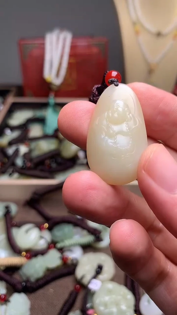 颈饰未镶嵌和田玉新疆料青海料清水和田玉吊坠