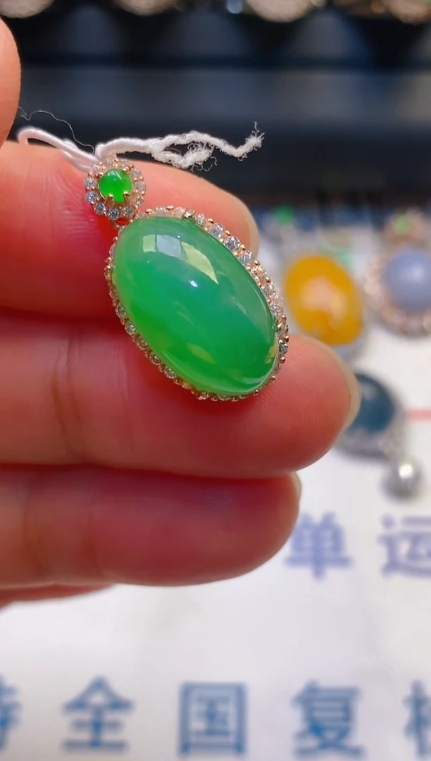 【闪购商品】翡翠耳饰银S925镶嵌天然A货翡翠1