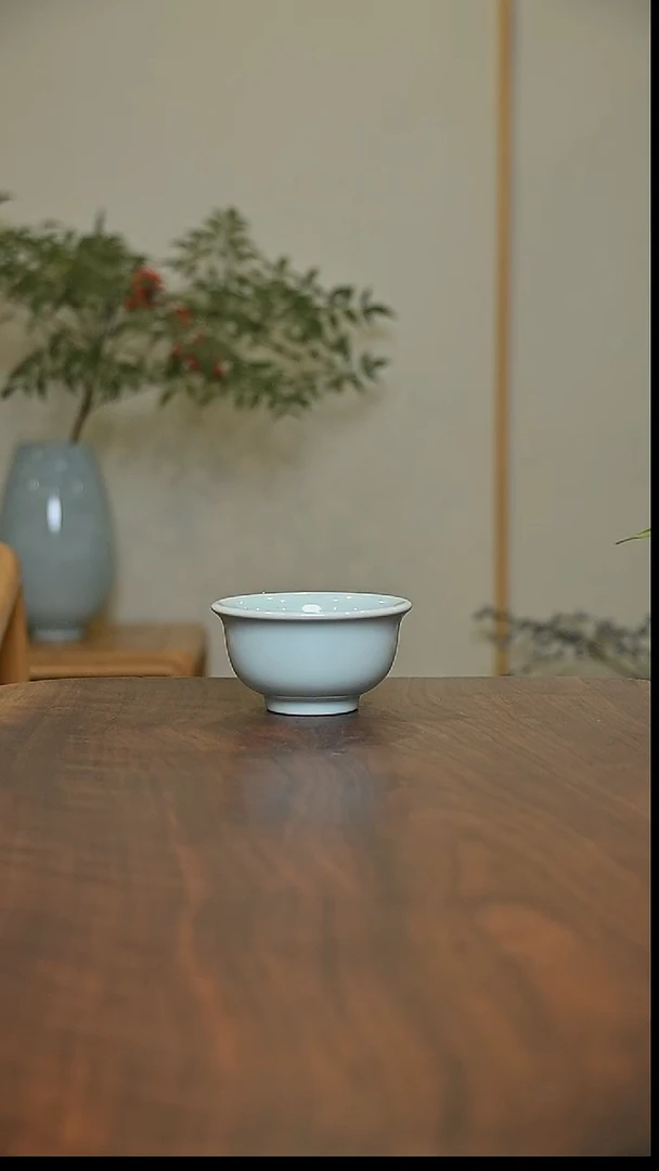 压手杯 天青 微瑕 朱晓辉款