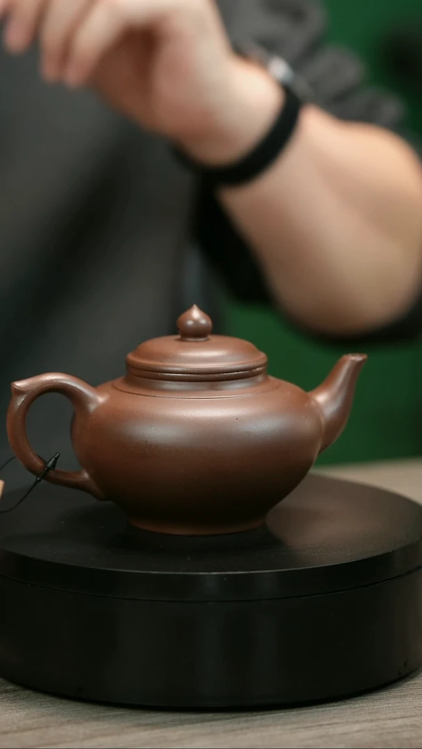 茶壶紫砂容****钊H1744赵信军光素笑樱