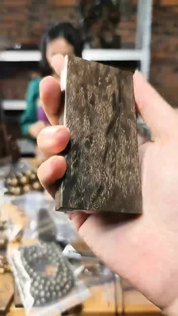 【闪购商品】金丝楠无事牌手把件