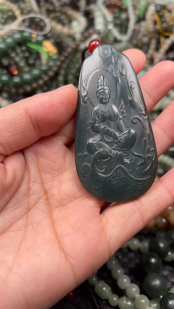 颈饰未镶嵌和田玉1