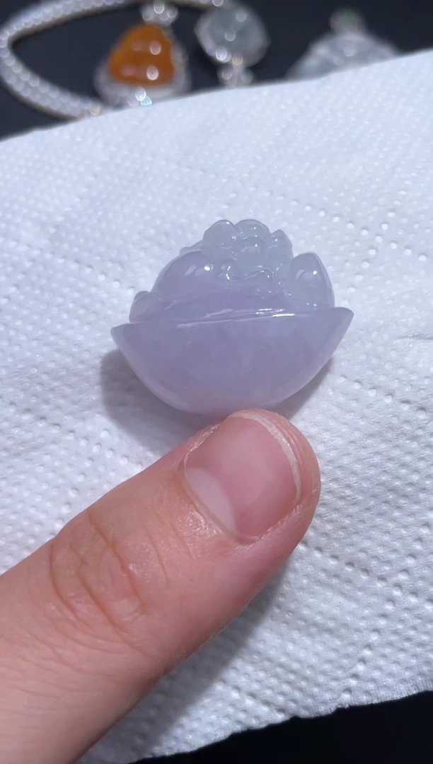 颈饰未镶嵌翡翠5.......
