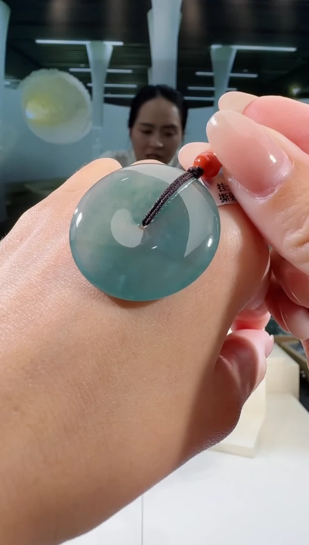 翡翠未镶嵌吊坠(不含链)纯天然A货翡翠平安扣（多样性发其一）