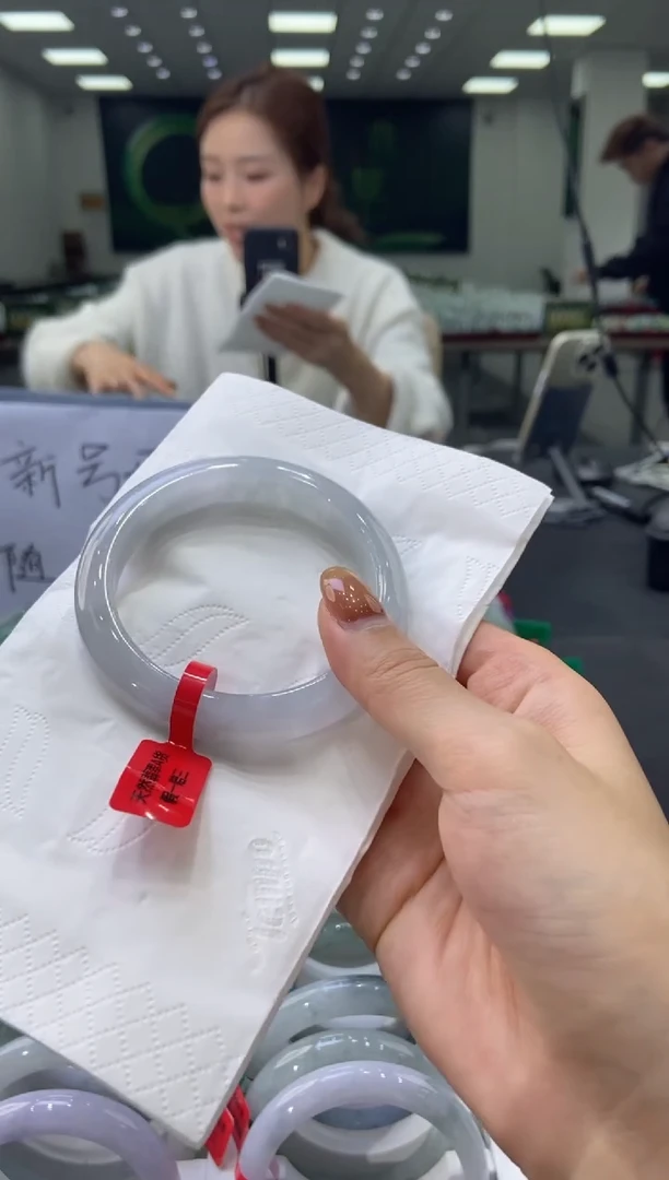 未镶嵌手镯翡翠0043435