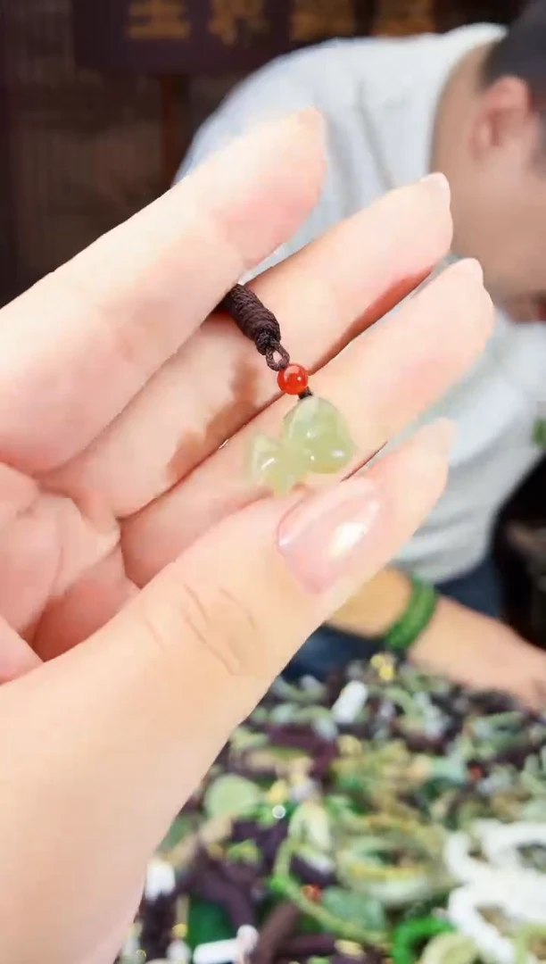 未镶嵌和田玉挂件多样性发货拍一发一