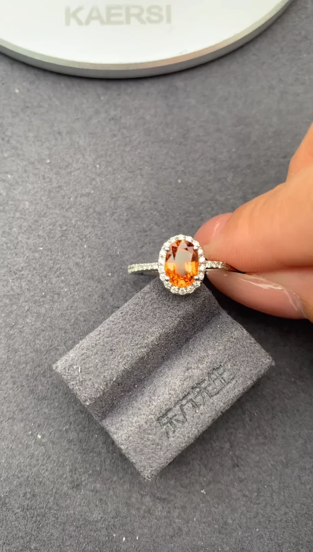 18K金镶嵌戒指石榴石1.5ct芬达戒指定制fc