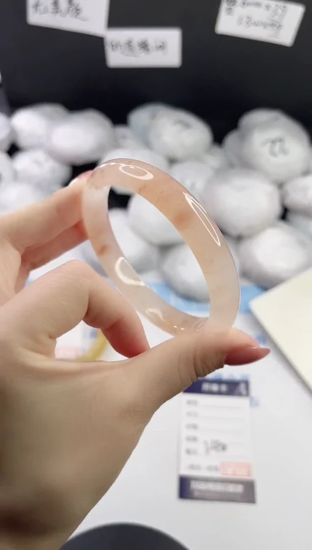 未镶嵌手镯石英质玉 多样性发货V40-62